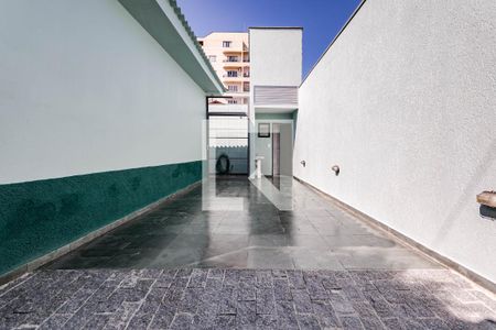 Garagem de casa para alugar com 2 quartos, 220m² em Vila Mogilar, Mogi das Cruzes