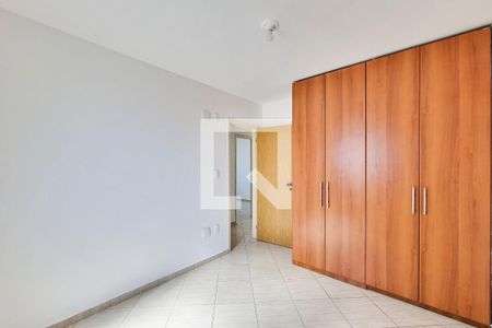 Apartamento para alugar com 76m², 3 quartos e 2 vagas Apartamento para alugar com 76m², 3 quartos e 2 vagasQuarto