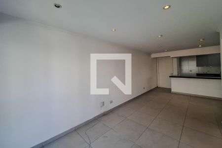 Apartamento à venda com 65m², 2 quartos e 1 vagaSala