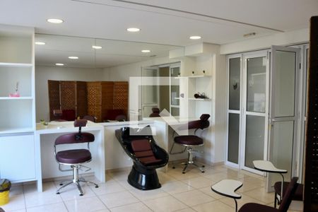 Apartamento para alugar com 142m², 2 quartos e 2 vagas Apartamento para alugar com 142m², 2 quartos e 2 vagasÁrea comum - Salão de Beleza