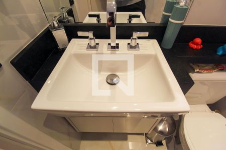 Apartamento à venda com 137m², 3 quartos e 2 vagasBanheiro da Suíte 1