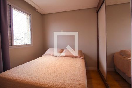 Apartamento à venda com 137m², 3 quartos e 2 vagasQuarto 2 - Suíte