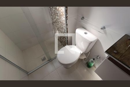 Banheiro de apartamento para alugar com 2 quartos, 46m² em Caguassu, Sorocaba