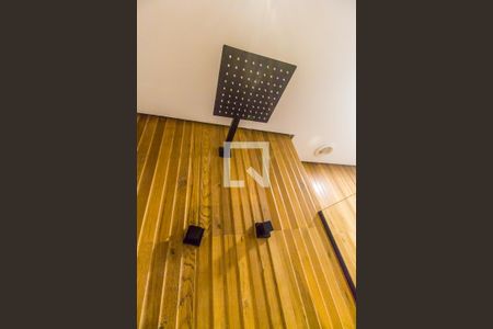 Apartamento para alugar com 70m², 2 quartos e 2 vagas Apartamento para alugar com 70m², 2 quartos e 2 vagasDetalhe do banheiro