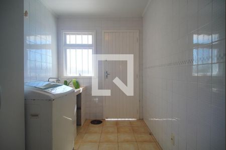 Casa à venda com 377m², 4 quartos e 2 vagasLavanderia