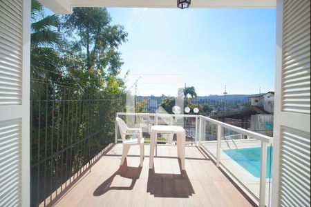 Casa à venda com 377m², 4 quartos e 2 vagasÁrea gourmet