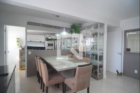 Casa à venda com 377m², 4 quartos e 2 vagasCozinha