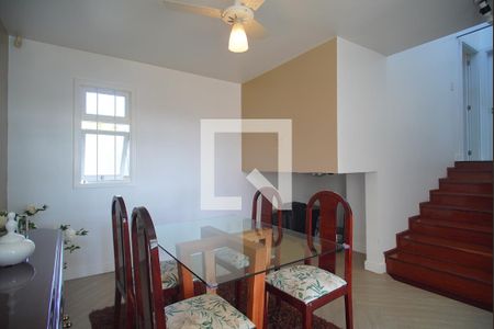 Casa à venda com 377m², 4 quartos e 2 vagasSala 3