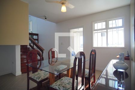 Casa à venda com 377m², 4 quartos e 2 vagasSala 4