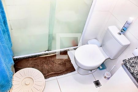 Apartamento à venda com 58m², 2 quartos e 1 vaga Apartamento à venda com 58m², 2 quartos e 1 vagaBanheiro da Suíte