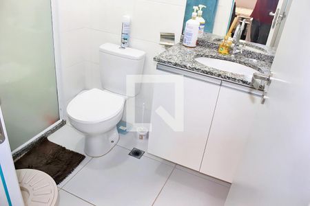 Apartamento à venda com 58m², 2 quartos e 1 vaga Apartamento à venda com 58m², 2 quartos e 1 vagaBanheiro da Suíte