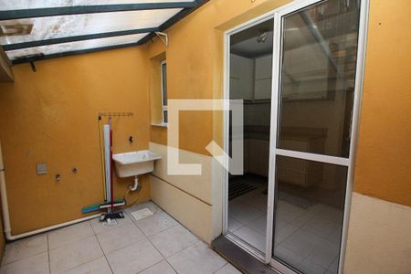 Casa de condomínio à venda com 80m², 2 quartos e 2 vagas Casa de condomínio à venda com 80m², 2 quartos e 2 vagasÁrea de Serviço
