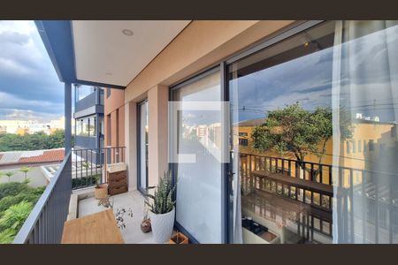 Varanda de apartamento para alugar com 2 quartos, 87m² em Vila Ipojuca, São Paulo