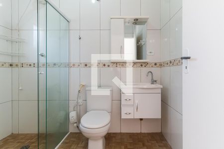 Casa para alugar com 199m², 4 quartos e 2 vagas Casa para alugar com 199m², 4 quartos e 2 vagasBanheiro da Edícula