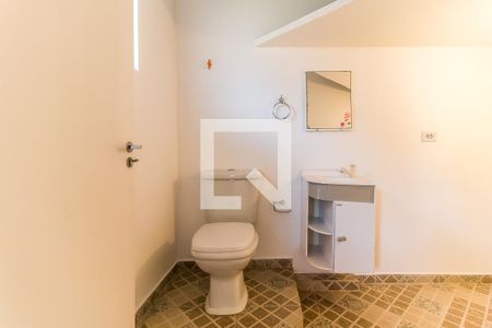 Casa para alugar com 199m², 4 quartos e 2 vagas Casa para alugar com 199m², 4 quartos e 2 vagasBanheiro Edícula