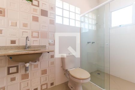 Casa para alugar com 199m², 4 quartos e 2 vagas Casa para alugar com 199m², 4 quartos e 2 vagasBanheiro da Suíte