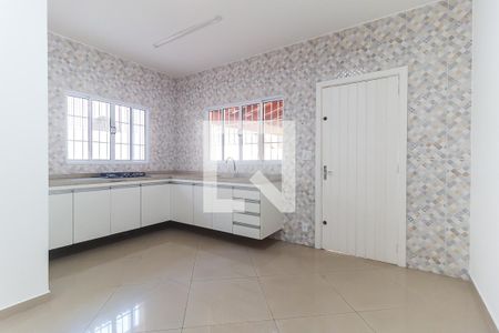 Casa para alugar com 199m², 4 quartos e 2 vagas Casa para alugar com 199m², 4 quartos e 2 vagasCozinha