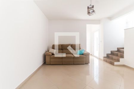 Casa para alugar com 199m², 4 quartos e 2 vagas Casa para alugar com 199m², 4 quartos e 2 vagasSala