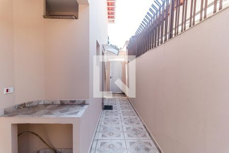 Casa para alugar com 199m², 4 quartos e 2 vagas Casa para alugar com 199m², 4 quartos e 2 vagasCorredor Lateral