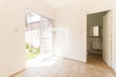 Casa para alugar com 199m², 4 quartos e 2 vagas Casa para alugar com 199m², 4 quartos e 2 vagasSala/Quarto da Edícula