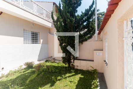Casa para alugar com 199m², 4 quartos e 2 vagas Casa para alugar com 199m², 4 quartos e 2 vagasQuintal