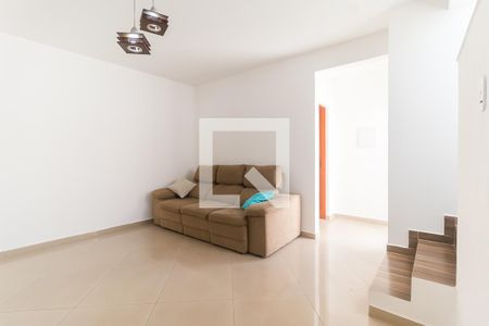 Casa para alugar com 199m², 4 quartos e 2 vagas Casa para alugar com 199m², 4 quartos e 2 vagasSala