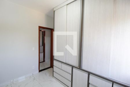 Quarto 1 de apartamento para alugar com 3 quartos, 112m² em Saraiva, Uberlândia