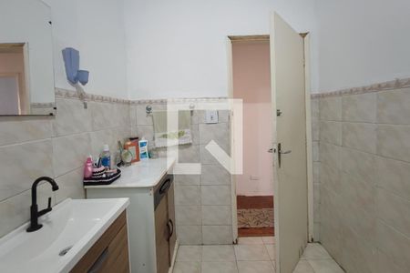 Casa à venda com 250m², 3 quartos e 2 vagas Casa à venda com 250m², 3 quartos e 2 vagasBanheiro