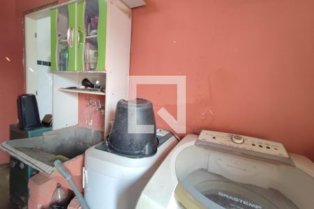 Casa à venda com 250m², 3 quartos e 2 vagas Casa à venda com 250m², 3 quartos e 2 vagasÁrea de Serviço