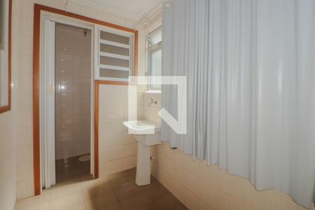 Apartamento à venda com 105m², 3 quartos e 1 vagaÁrea de Serviço