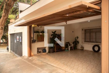 Casa à venda com 144m², 3 quartos e 2 vagasFrente