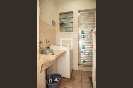 Casa à venda com 144m², 3 quartos e 2 vagasÁrea de Serviço