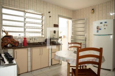 Casa à venda com 144m², 3 quartos e 2 vagasCozinha