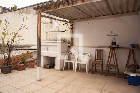 Casa à venda com 144m², 3 quartos e 2 vagasTerraço