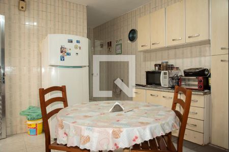 Casa à venda com 144m², 3 quartos e 2 vagasCozinha