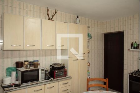 Casa à venda com 144m², 3 quartos e 2 vagasCozinha