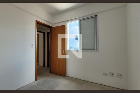 Apartamento à venda com 86m², 3 quartos e 2 vagasQuarto 2