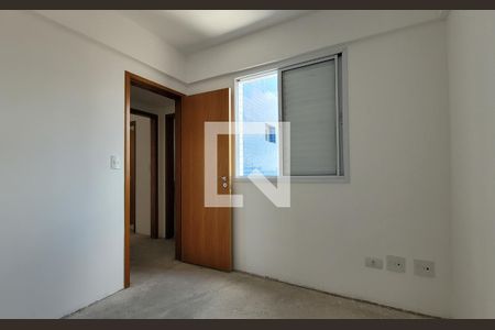 Apartamento à venda com 86m², 3 quartos e 2 vagasQuarto 2