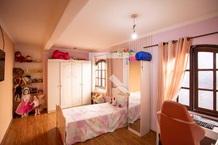 Casa à venda com 201m², 3 quartos e 2 vagas Casa à venda com 201m², 3 quartos e 2 vagasQuarto 2