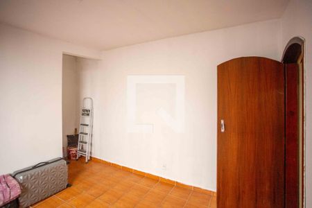 Casa à venda com 201m², 3 quartos e 2 vagas Casa à venda com 201m², 3 quartos e 2 vagasQuarto de Serviço