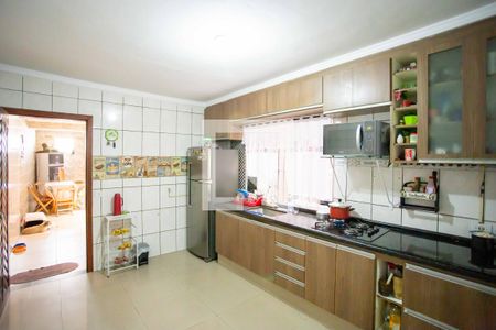 Casa à venda com 201m², 3 quartos e 2 vagas Casa à venda com 201m², 3 quartos e 2 vagasCozinha