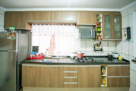 Casa à venda com 201m², 3 quartos e 2 vagas Casa à venda com 201m², 3 quartos e 2 vagasCozinha