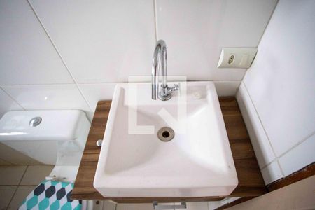 Casa à venda com 201m², 3 quartos e 2 vagas Casa à venda com 201m², 3 quartos e 2 vagasBanheiro de serviço