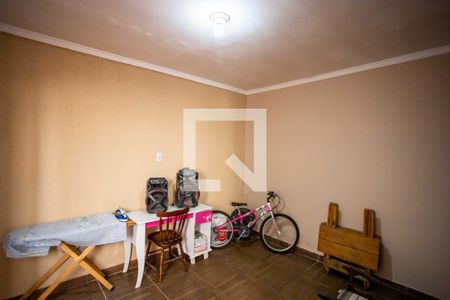 Casa à venda com 201m², 3 quartos e 2 vagas Casa à venda com 201m², 3 quartos e 2 vagasSala de Serviço