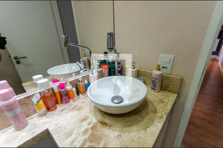 Apartamento à venda com 44m², 2 quartos e sem vaga Apartamento à venda com 44m², 2 quartos e sem vagaBanheiro