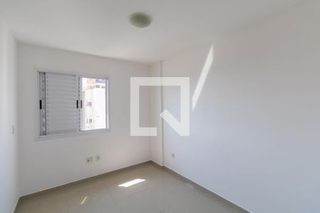 Quarto 1 de apartamento à venda com 2 quartos, 50m² em Vila Carmosina, São Paulo