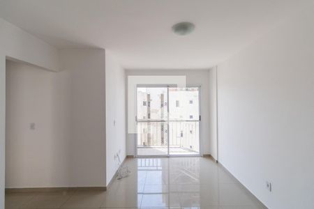 Sala de apartamento à venda com 2 quartos, 50m² em Vila Carmosina, São Paulo