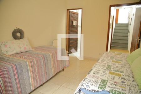 Casa à venda com 250m², 4 quartos e 3 vagasSuíte 2