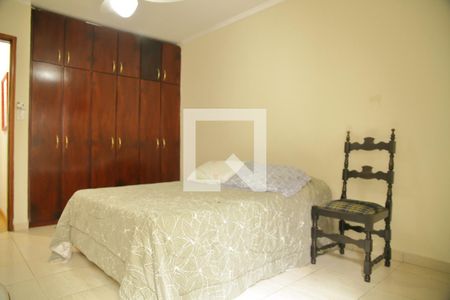 Casa à venda com 250m², 4 quartos e 3 vagasSuíte 3