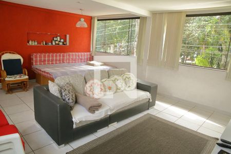 Casa à venda com 250m², 4 quartos e 3 vagasEscritório